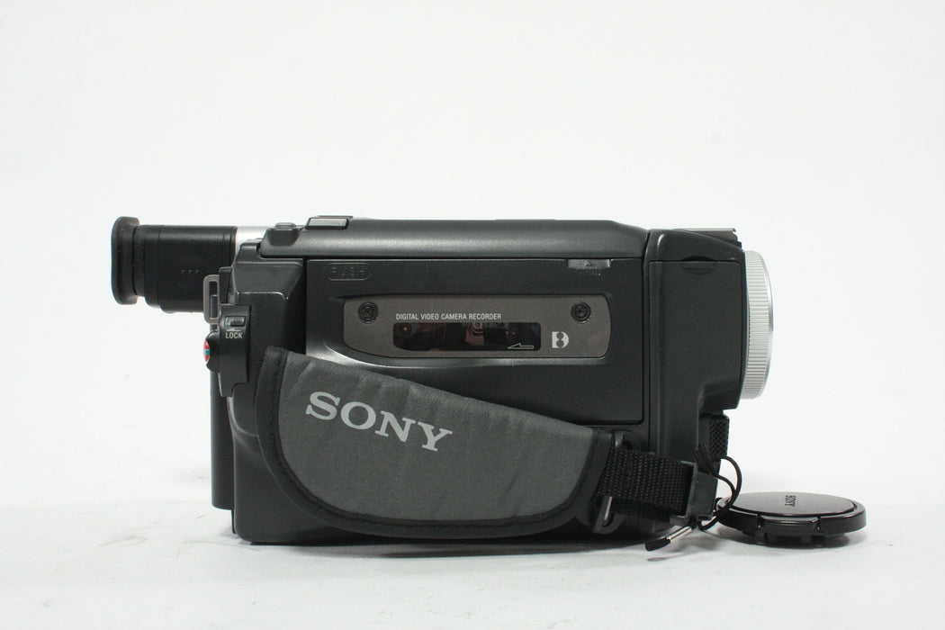 Sony Digital 8 DCR-TRV520 Camcorder