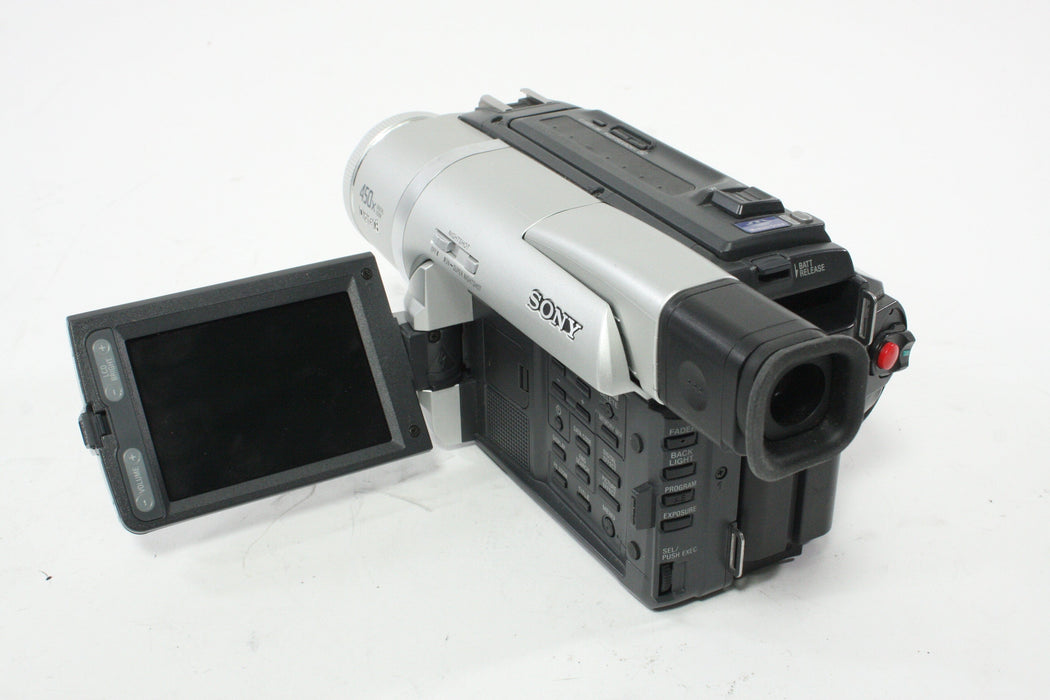 Sony Digital 8 DCR-TRV520 Camcorder
