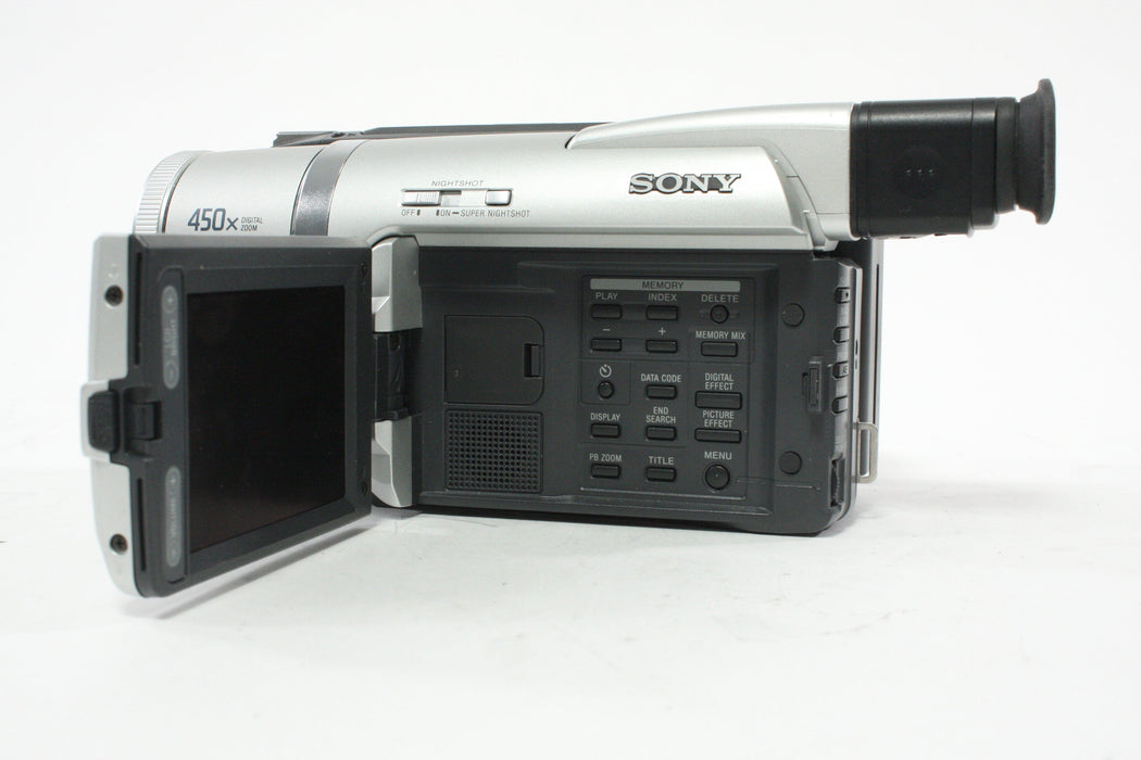 Sony Digital 8 DCR-TRV520 Camcorder