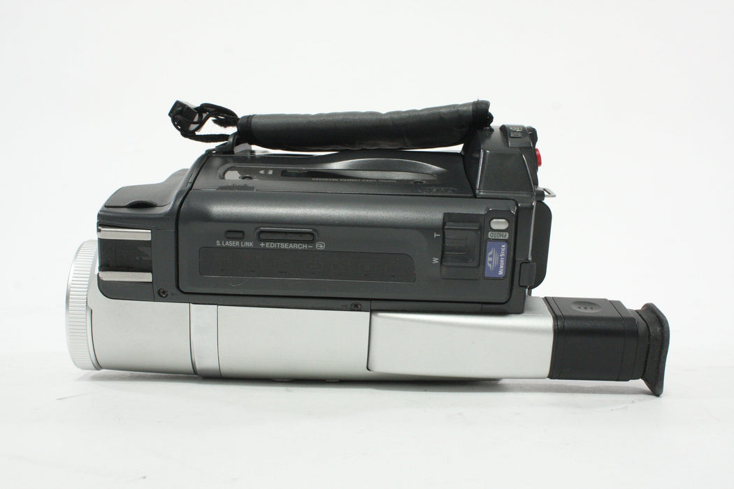 Sony Digital 8 DCR-TRV520 Camcorder