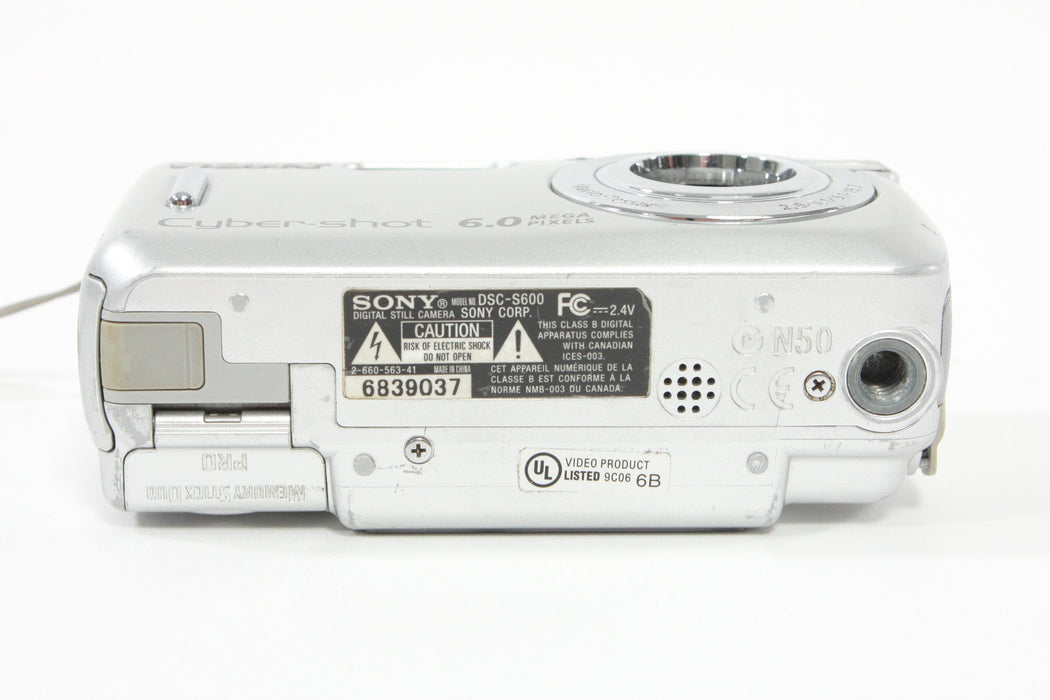 Sony DSC-5600 Digital Camera 6 MP