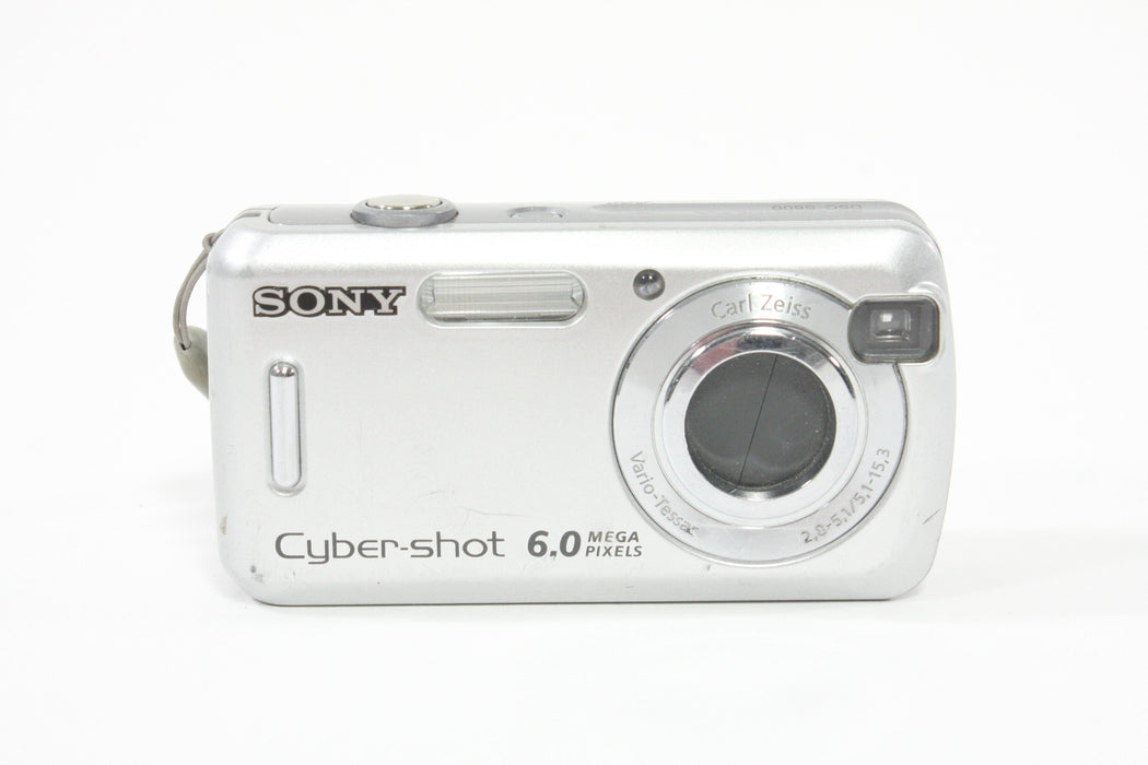 Sony DSC-5600 Digital Camera 6 MP