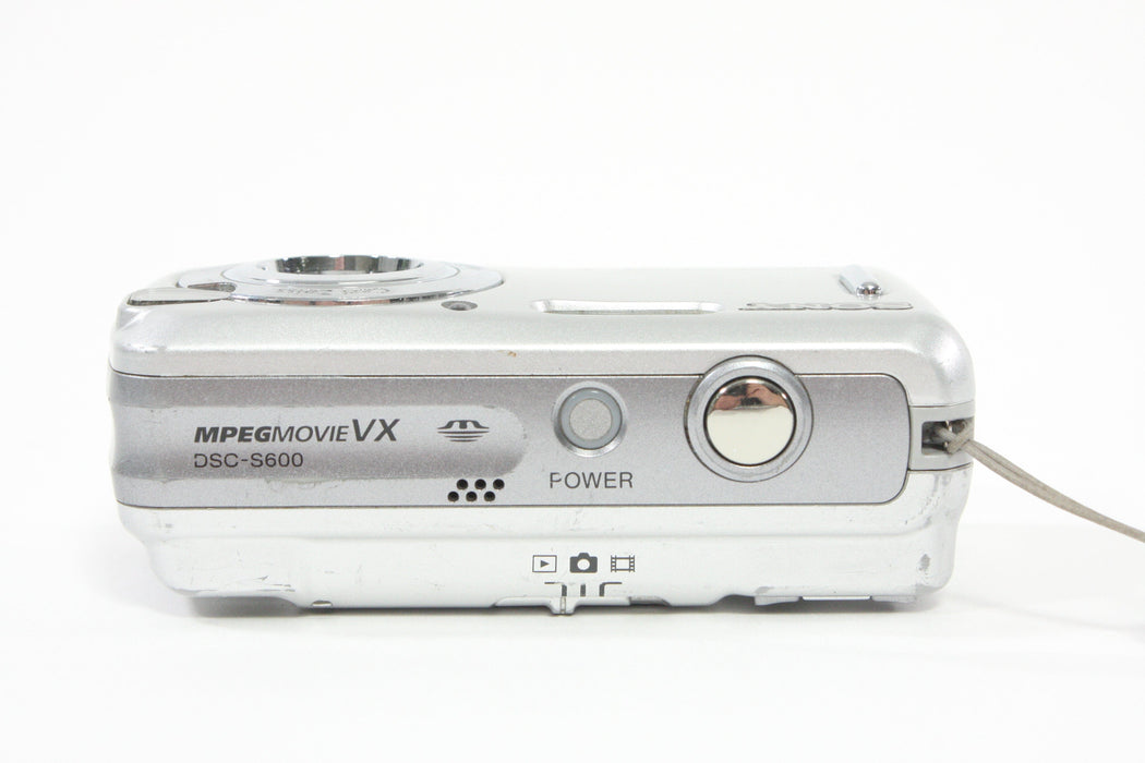 Sony DSC-5600 Digital Camera 6 MP