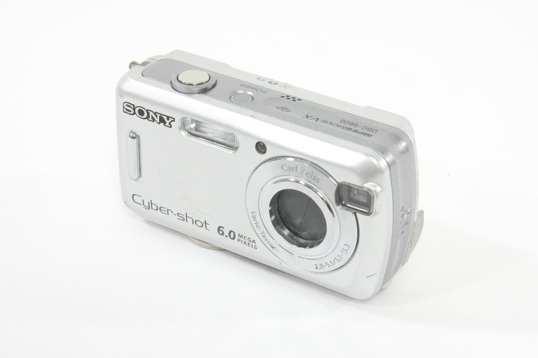 Sony DSC-5600 Digital Camera 6 MP