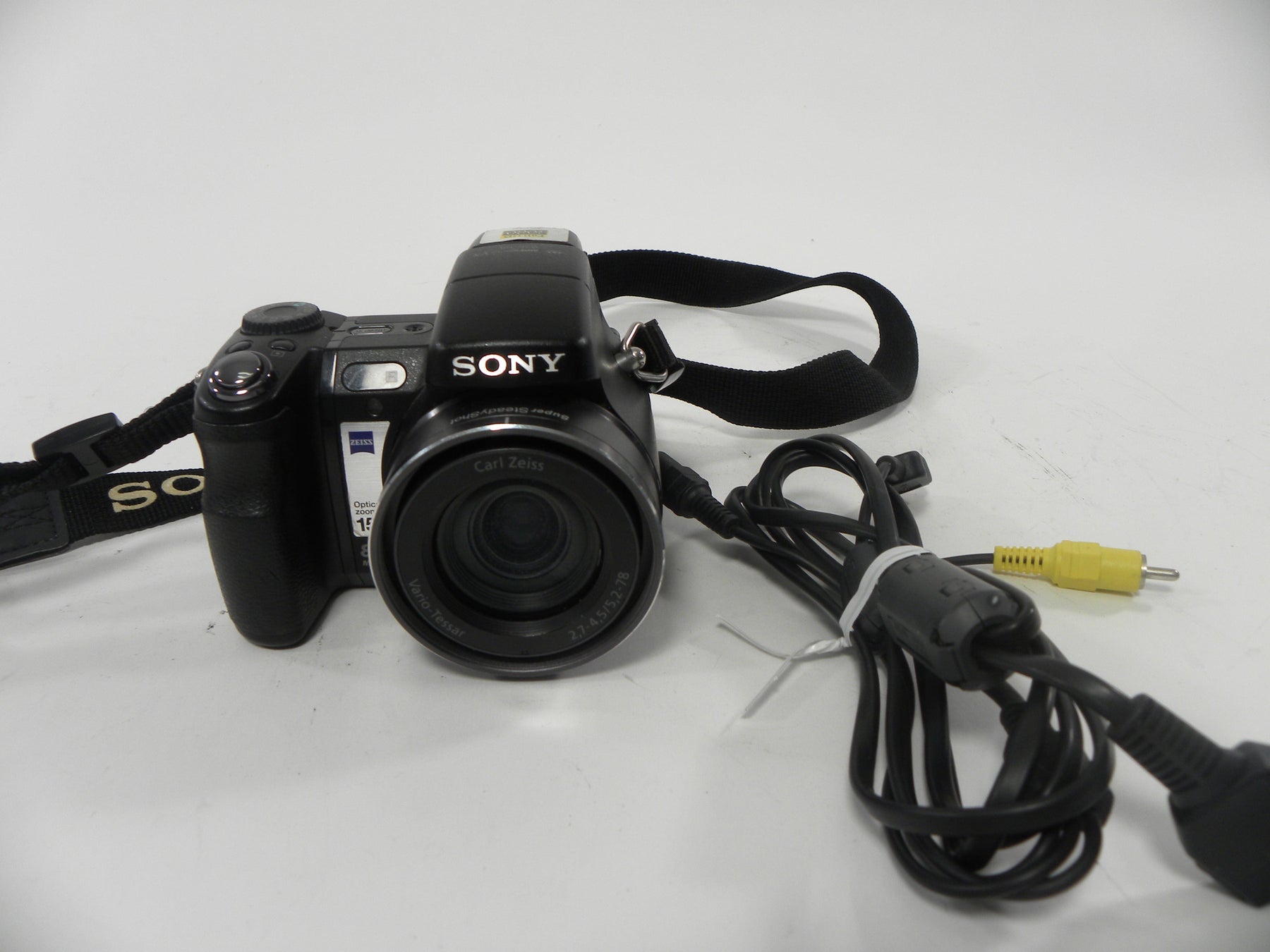 Sony DSC-H9 8.1mp Digital Camera (Parts Only)