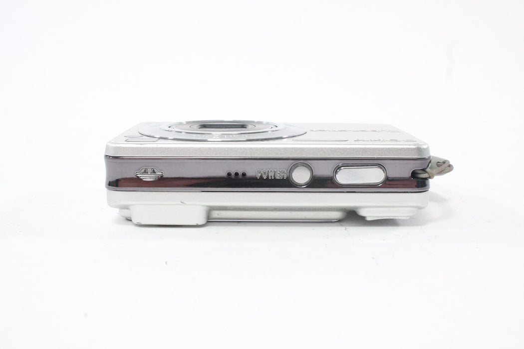Sony DSC-W120 Digital Point-and-Shoot Camera 4x Zoom 7.2mp