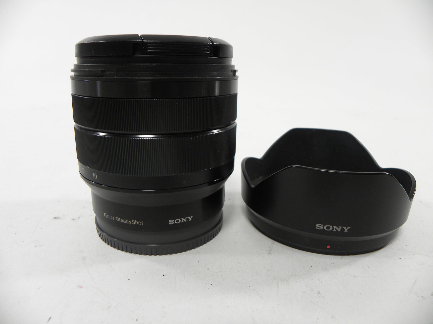 Sony E 10-18mm f4 OSS