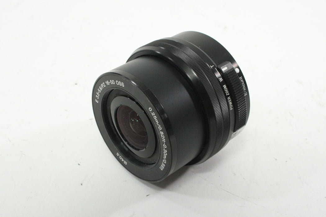 Sony E 16-50mm f/3.5-5.6 PZ OSS Lens