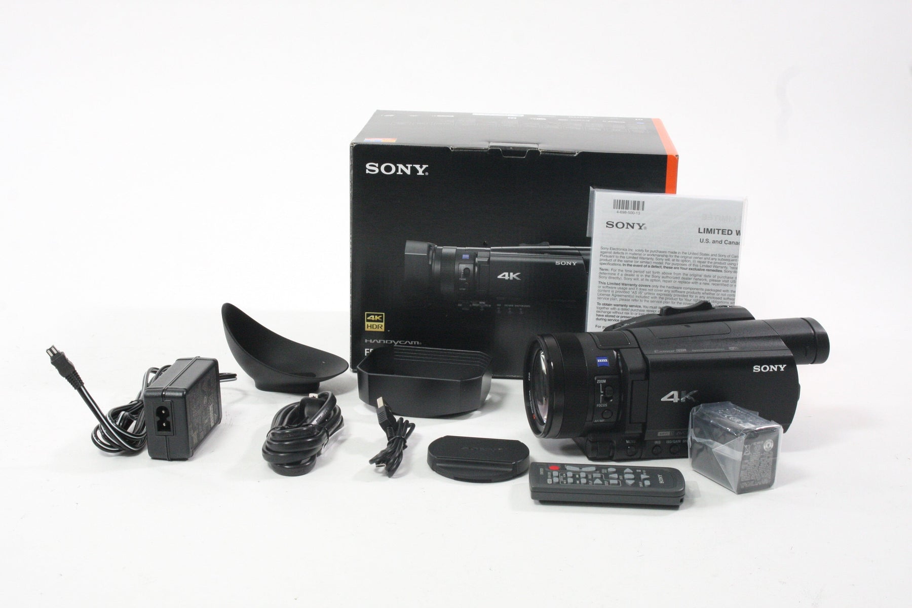 Sony FDR-AX700 Handycam IN BOX