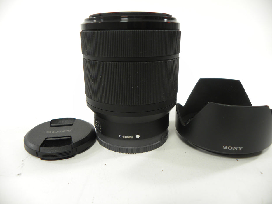 Sony FE 28-70mm f3.5-5.6 OSS lens