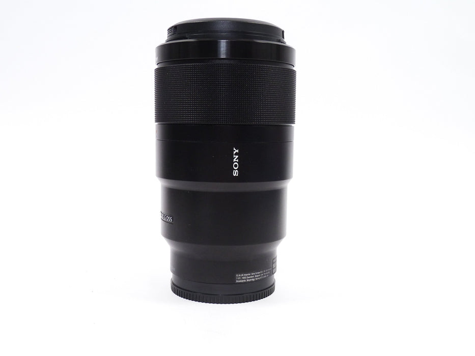 Sony FE 90mm F2.8 Macro Lens