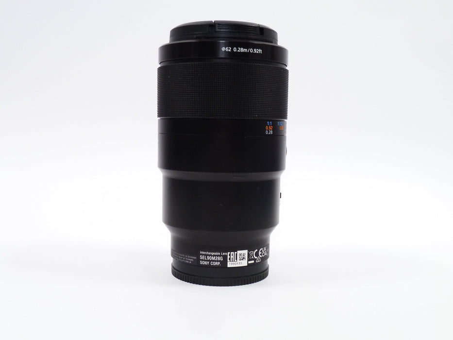 Sony FE 90mm F2.8 Macro Lens