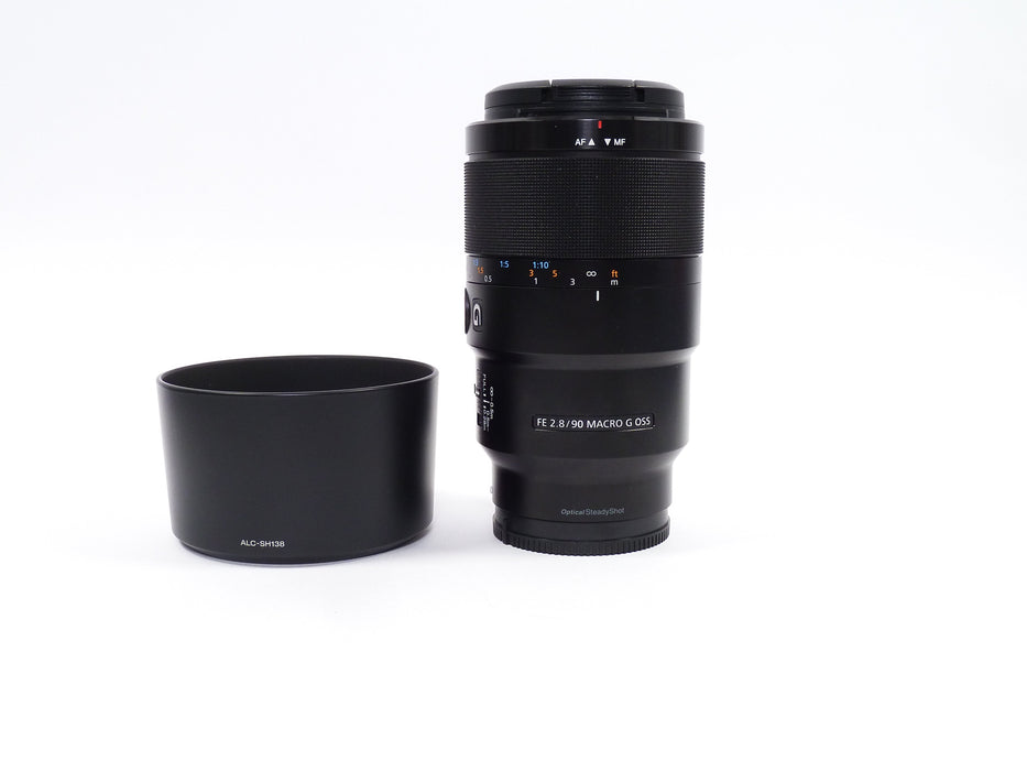 Sony FE 90mm F2.8 Macro Lens