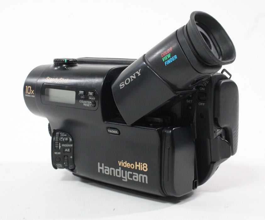 Sony Handycam Hi-8 CCD-TR500 Video Camcorder