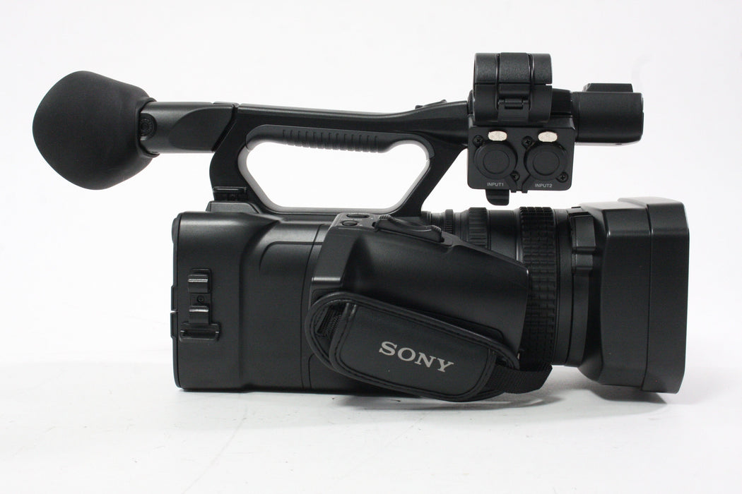 Sony HXR-NX100 Full HD NXCAM Camcorder with 10 hours of Usage.LIKE NEW