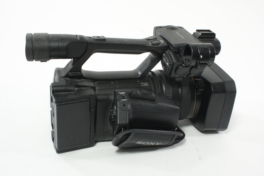 Sony HXR-NX5U NXCAM HD Video Camcorder Operation Time 29x10H