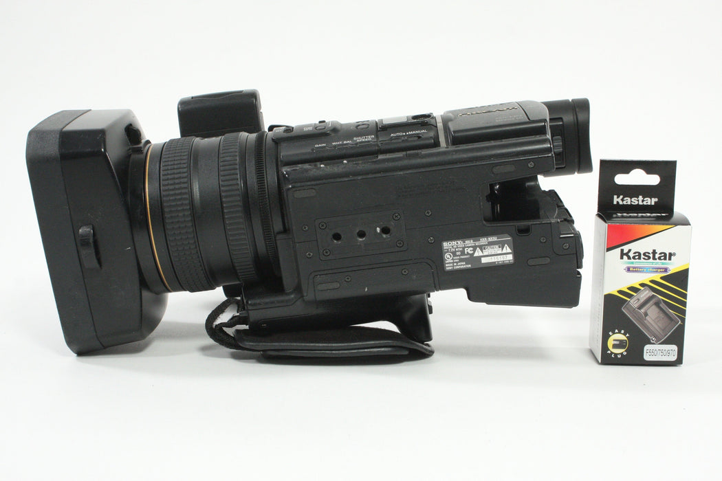 Sony HXR-NX5U NXCAM Professional Camcorder - 1150  hours usage -selling as-is.