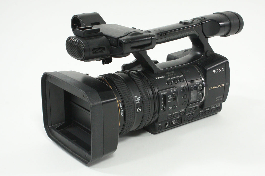 Sony HXR-NX5U NXCAM Professional Camcorder - 1150  hours usage -selling as-is.
