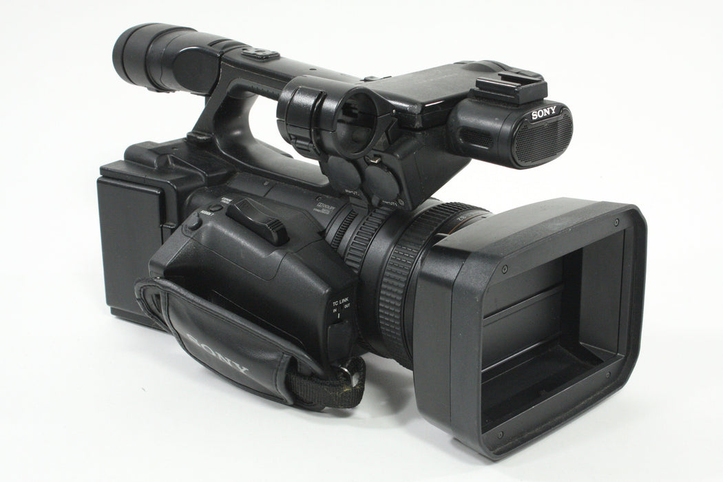 Sony HXR-NX5U NXCAM Professional Camcorder - 1150  hours usage -selling as-is.