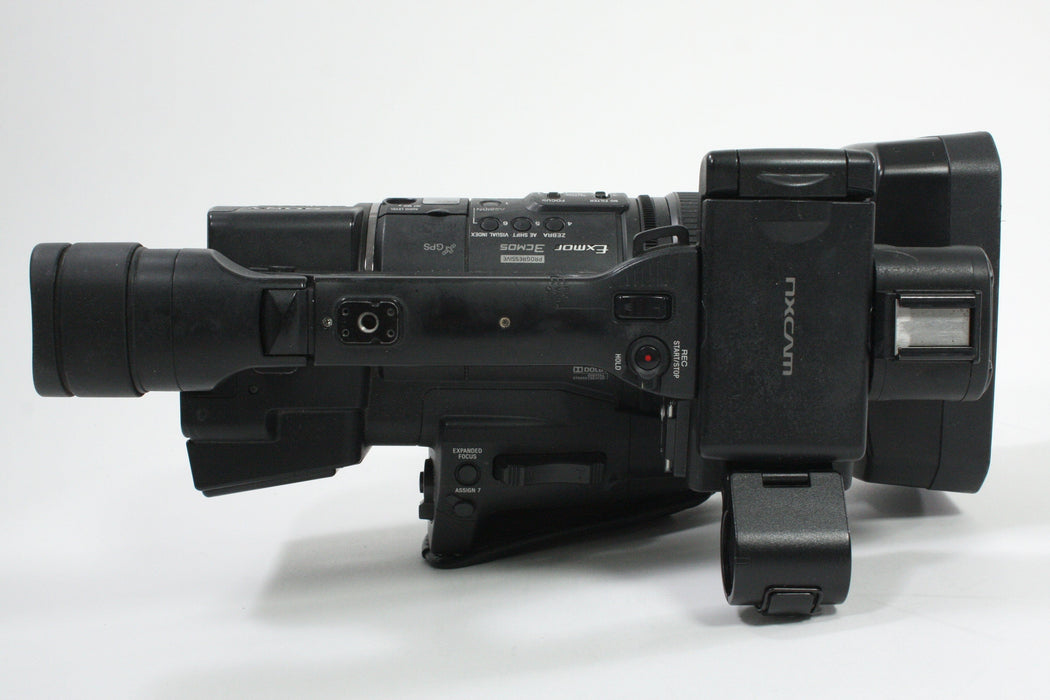 Sony HXR-NX5U NXCAM Professional Camcorder - 340 hours usage