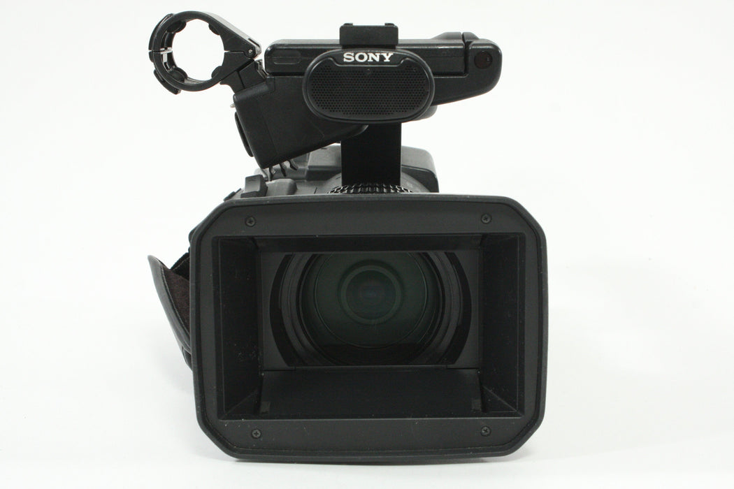 Sony HXR-NX5U NXCAM Professional Camcorder - 550  hours usage - Selling as-is.