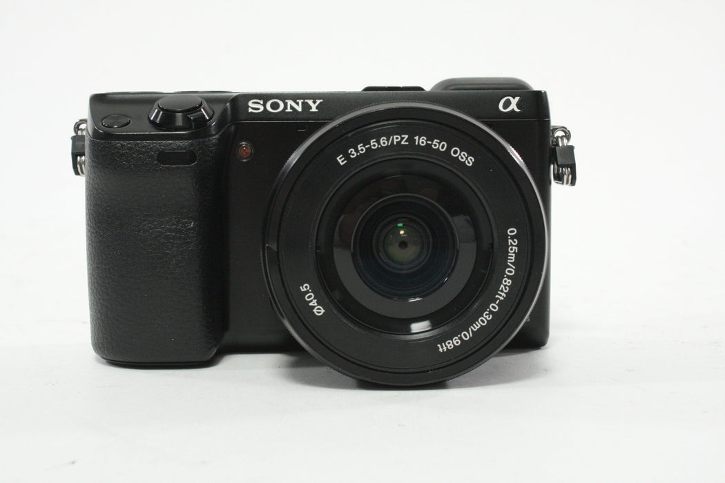Sony NEX-7 Mirrorless Digital Camera with 16-20mm f/3.5-5.6 E OSS Shutter Count 1,188