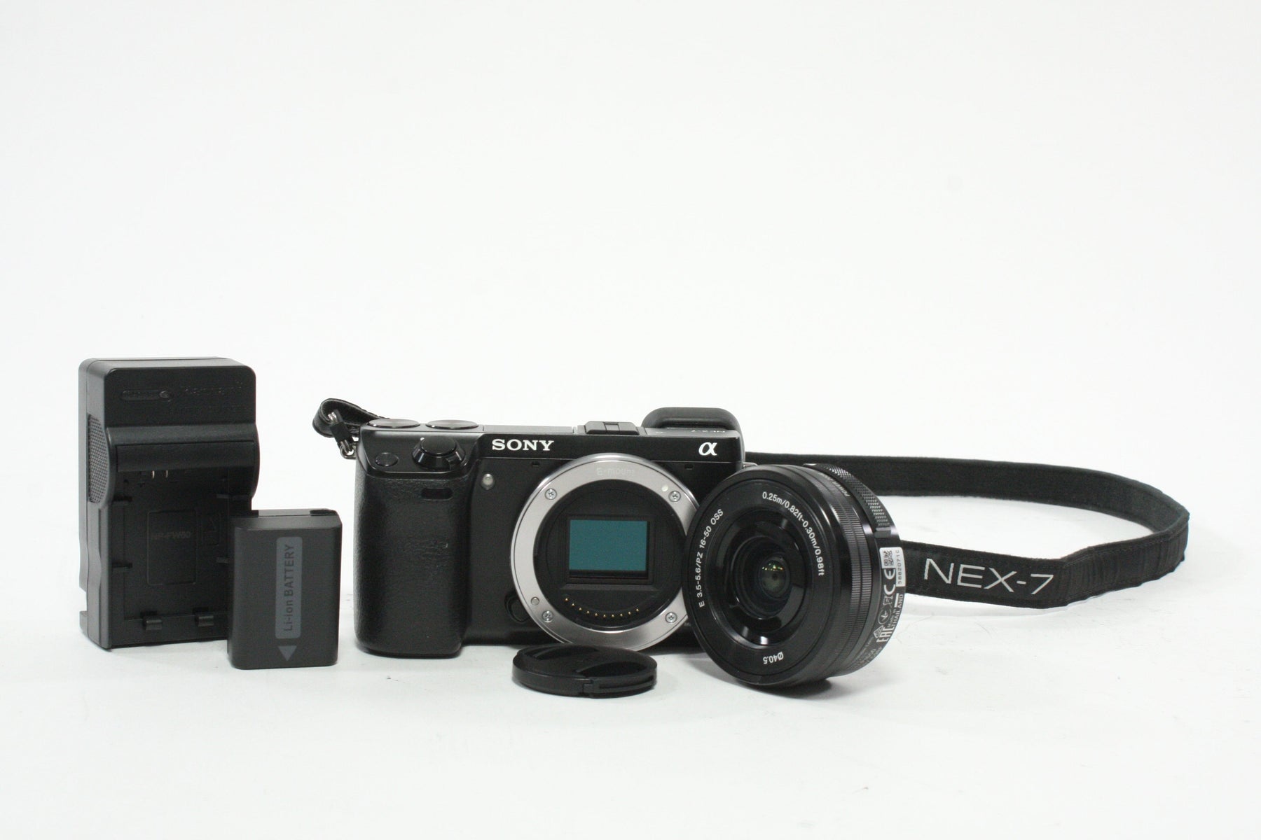 Sony NEX-7 Mirrorless Digital Camera with 16-20mm f/3.5-5.6 E OSS Shutter Count 1,188