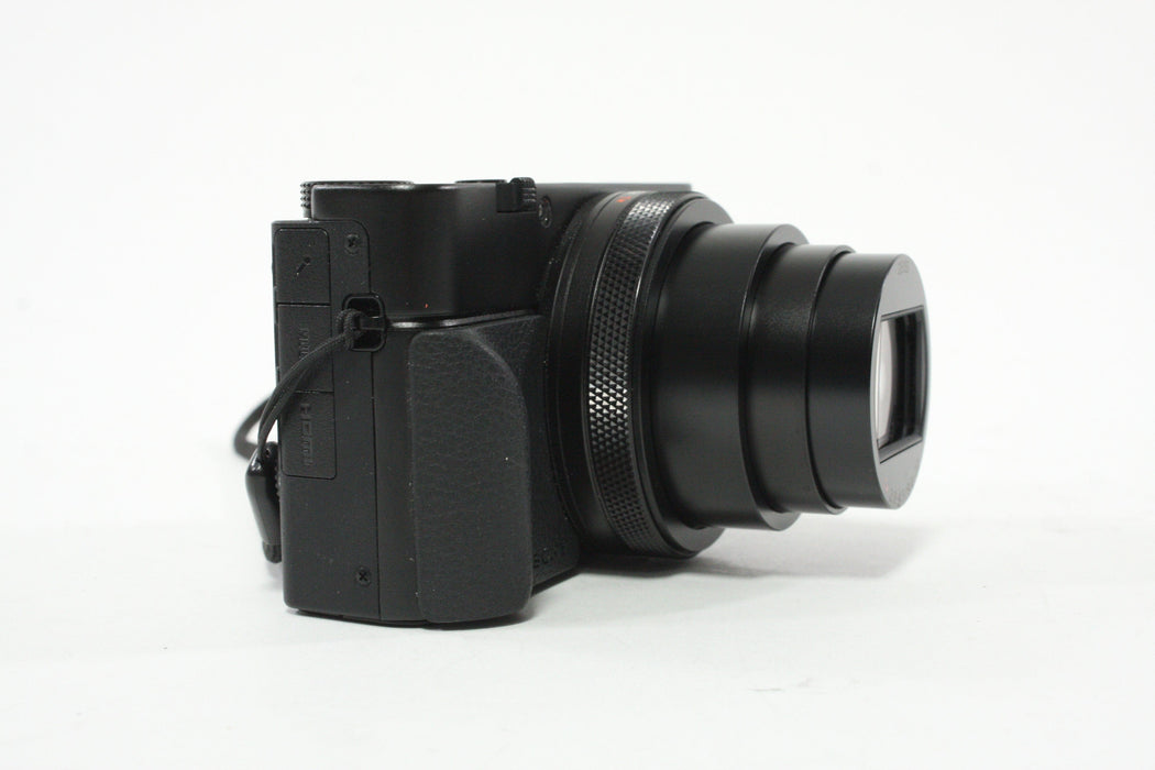 Sony RX100 VII Point-and-Shoot Digital Camera