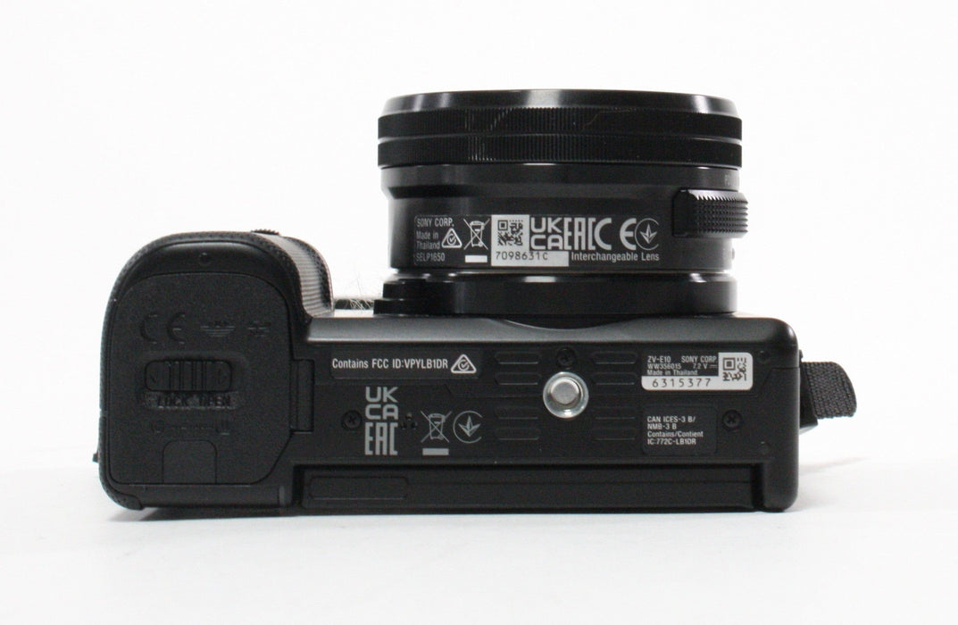 Sony ZV-E 10 with 16-50mm f/3.5-5.6 PZ OSS with Shutter Count 147