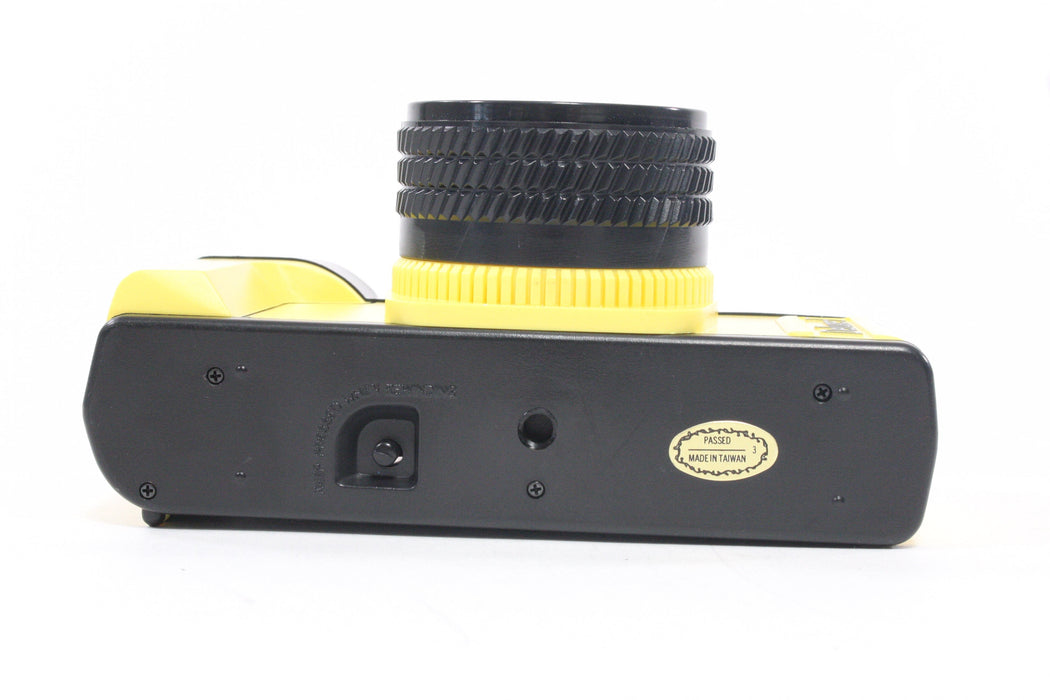 Suntone MM500 Deluxe-I 35mm Camera