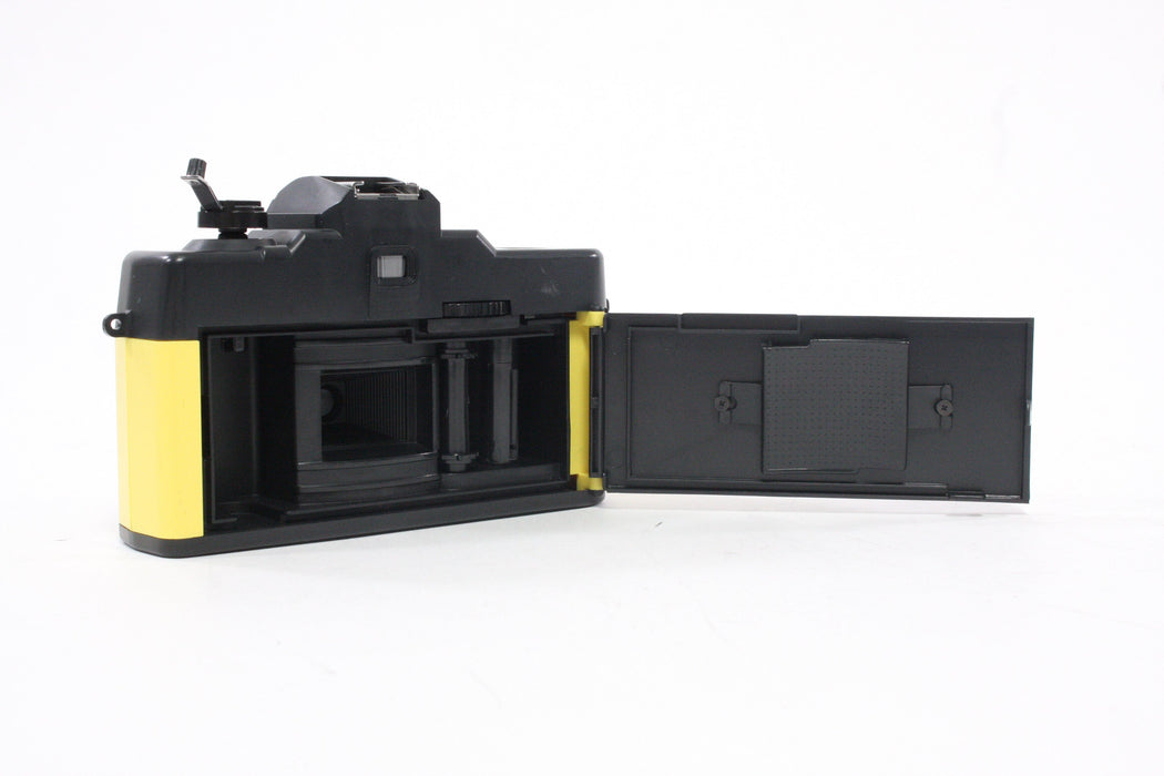 Suntone MM500 Deluxe-I 35mm Camera