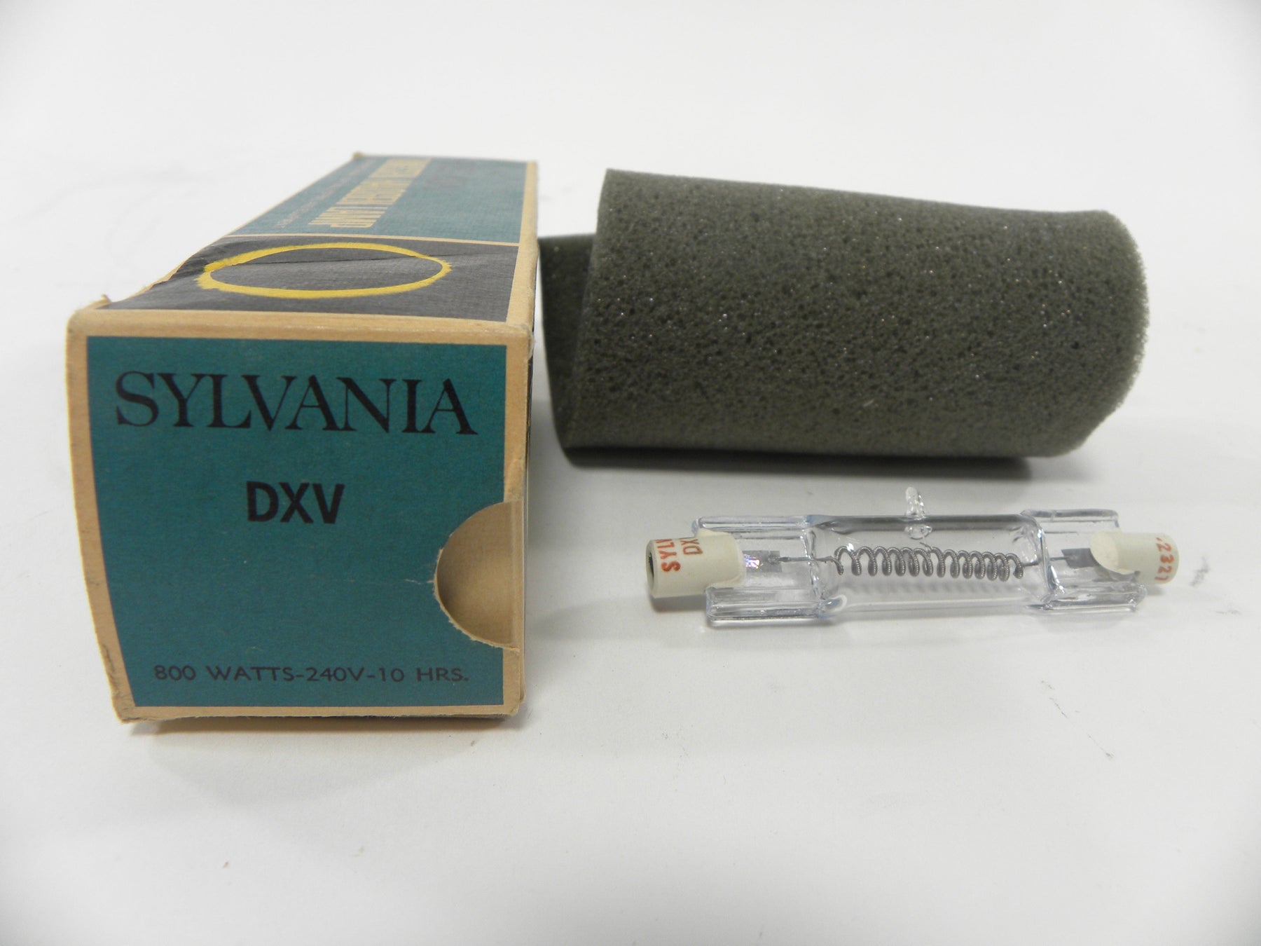 Sylvania DXV Projector Lamp