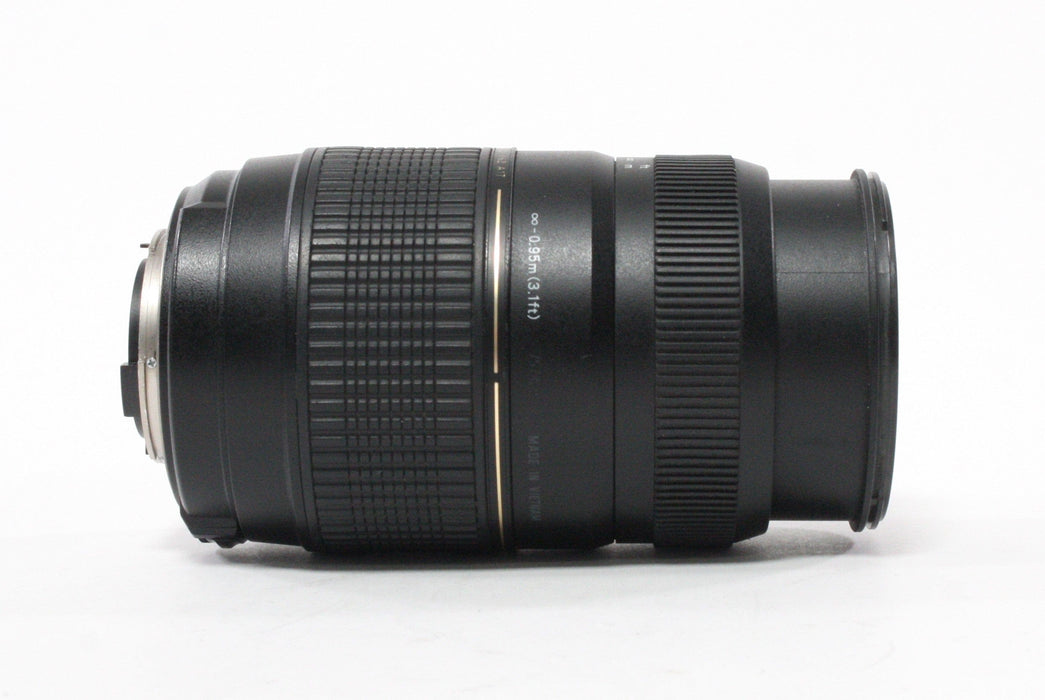 Tamron AF 70-300mm f/4-5.6 LD for Nikon AF Full Frame Mount.