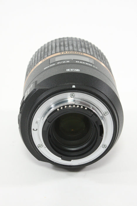 Tamron SP 90mm F2.8 Macro 1:1 VC for Nikon - Read