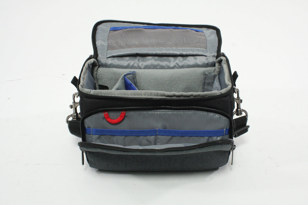 ThinkTank Mirrorless Mover 20 Shoulder Bag