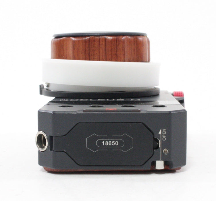 Tilta Nucleus-M Control Pad with 2 handles and 2 motors