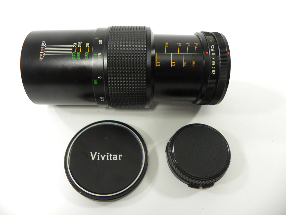 Vivitar Auto Telephoto Close Focusing 135mm f2.8 Canon FD Mount