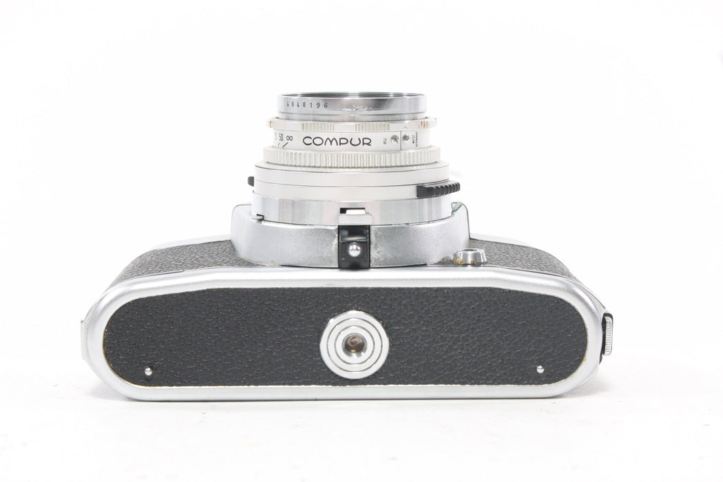 Voightland Bessamtic with Skoper 50mm f/2.8 Lens and Case AS-IS