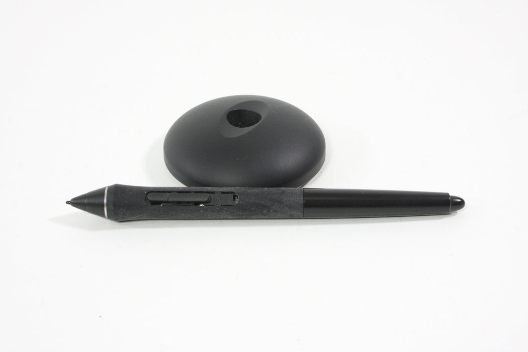 Wacom Intuos Pro PTH-660 with Pen and Dock