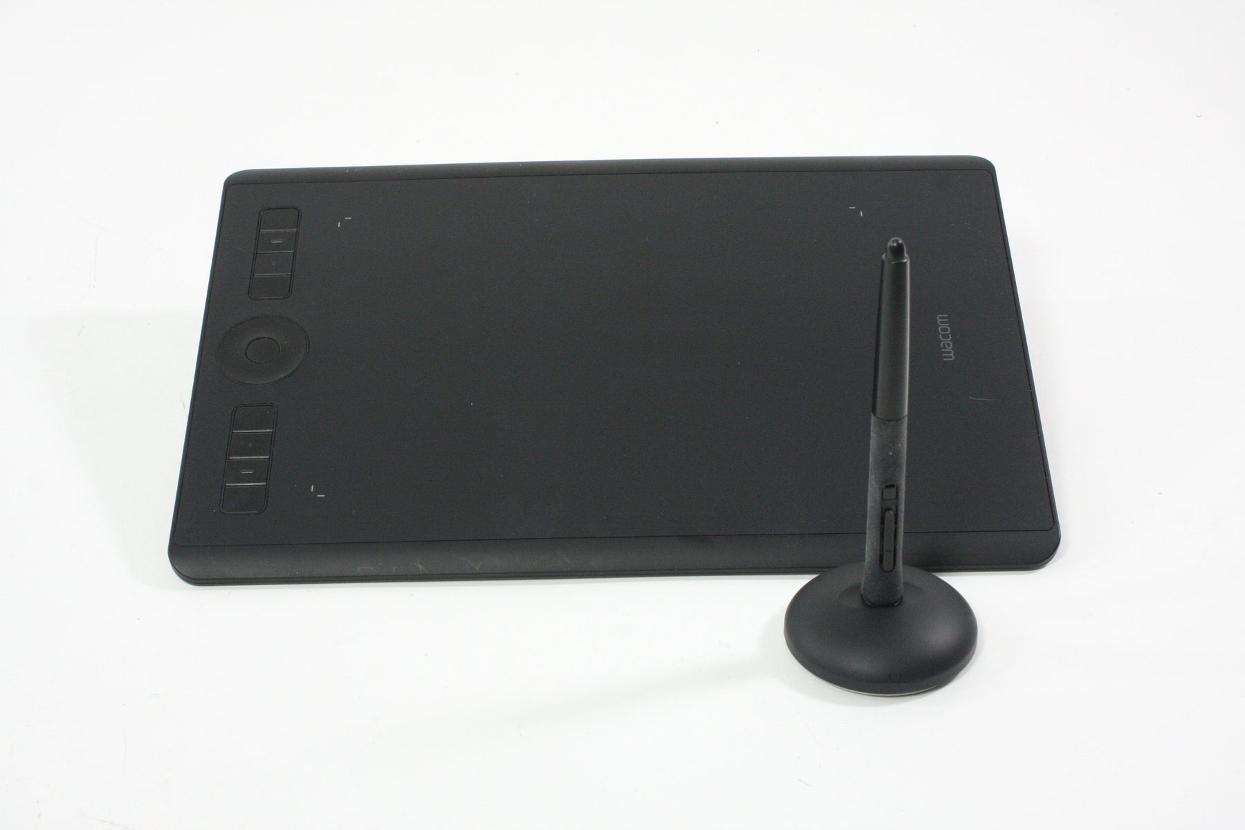 Wacom Intuos Pro PTH-660 with Pen and Dock