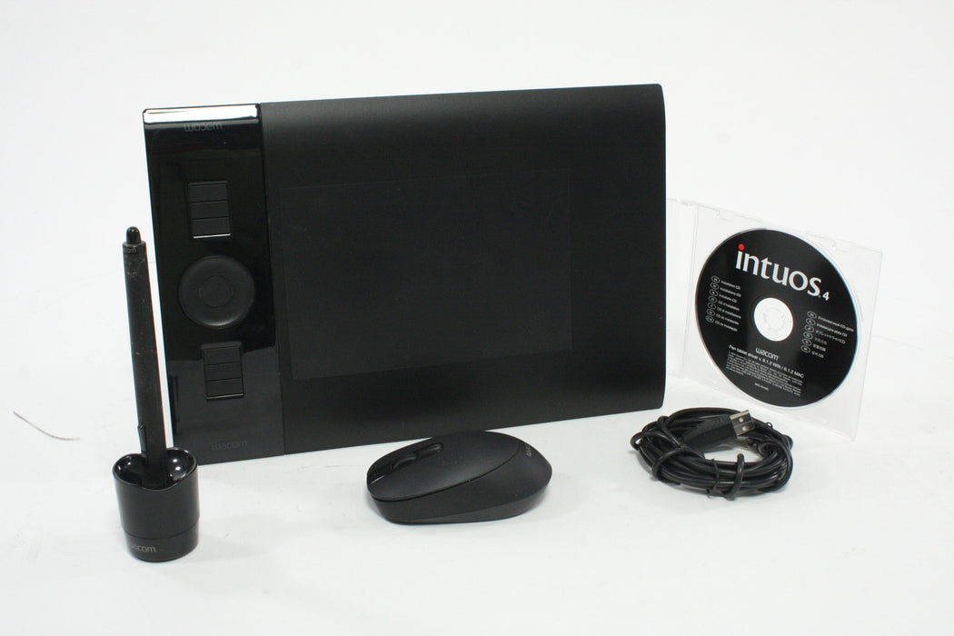 Wacom PTK-440 Tablet with Accessories