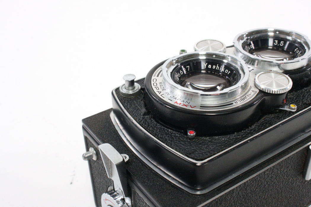 Yashica-D TLR Medium Format Camera
