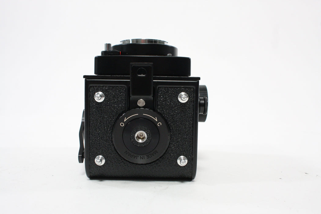 Yashica Mat-124G Twin Lens Reflex (TLR) Medium Format Camera