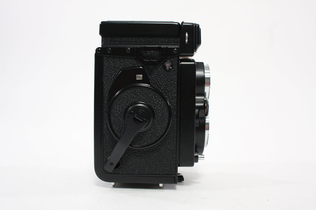 Yashica Mat-124G Twin Lens Reflex (TLR) Medium Format Camera