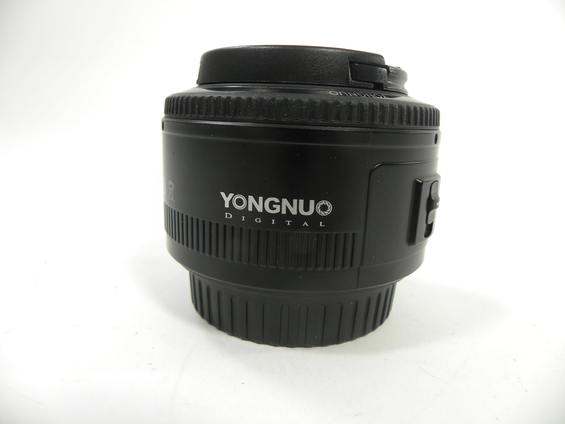 Yongnuo Digital 50mm f1.8 Canon EF-S Mount
